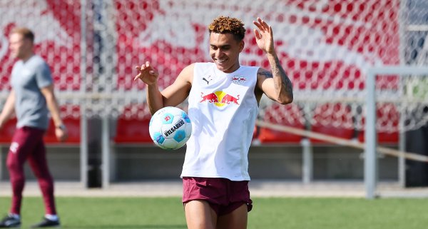 每体：巴萨球探不雅看挪威国度队的世初赛，要点西宾了努萨的证实